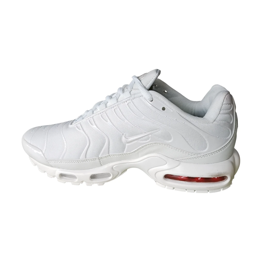 Nike Air Max Plus TN - White & Black Edition - Imagen 4