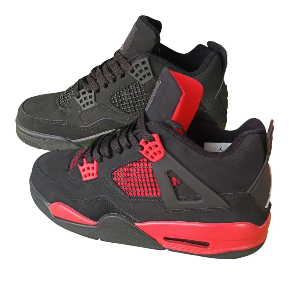 Jordan Retro 4 Black: Black Cat y Red Thunder